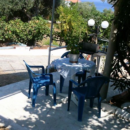 Ferienwohnung House Mantesos Kinira Zimmer foto