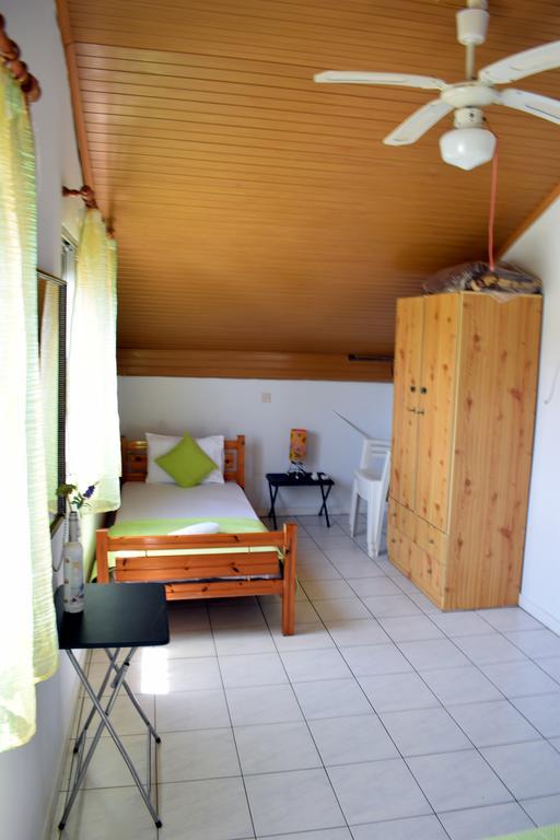 Ferienwohnung House Mantesos Kinira Exterior foto