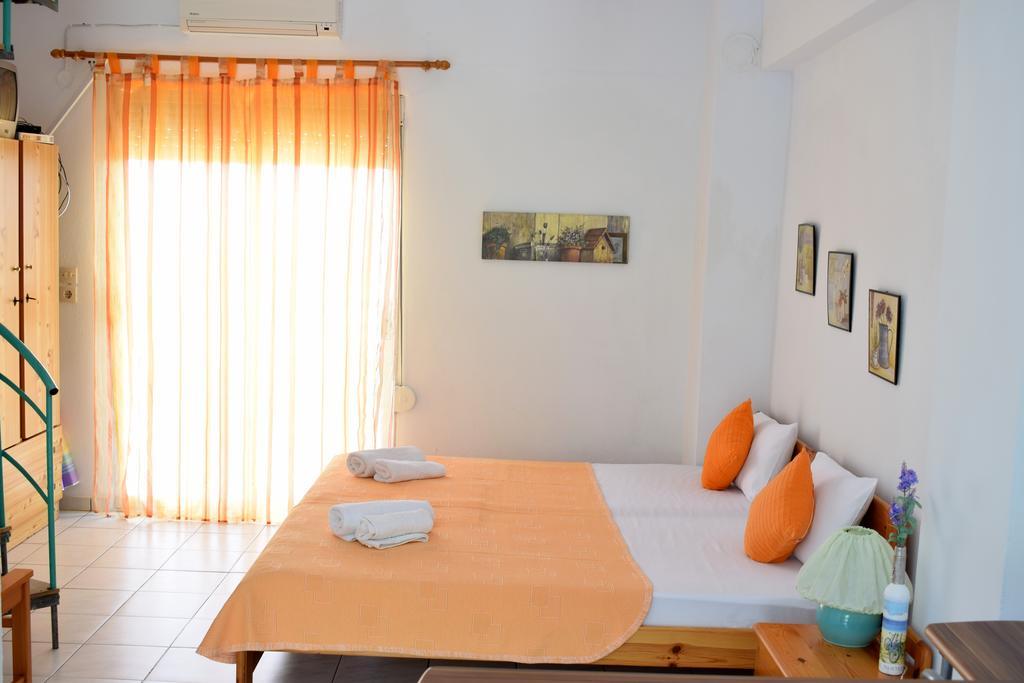 Ferienwohnung House Mantesos Kinira Exterior foto