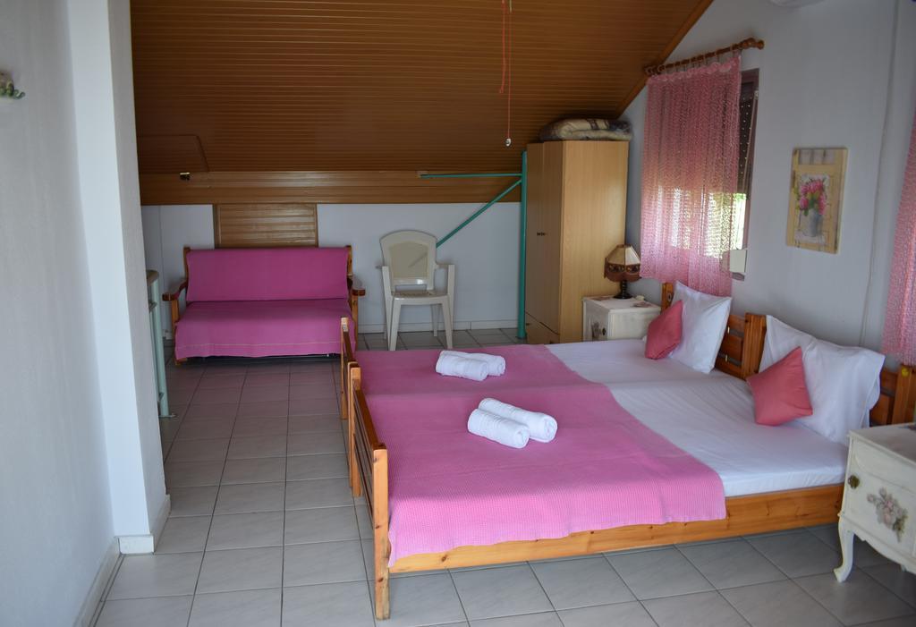 Ferienwohnung House Mantesos Kinira Exterior foto